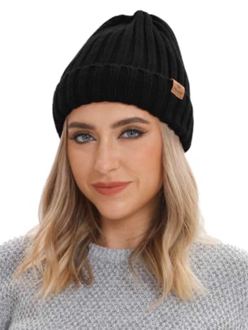 Warm Double-Layered Knit Beanie Hat with Soft Lining - Picture 4 of 7